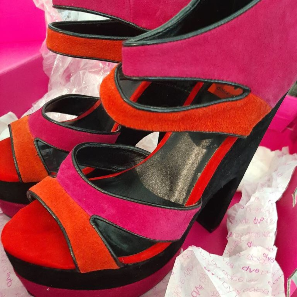 ✨Dolce Vita Colorblock Platform✨